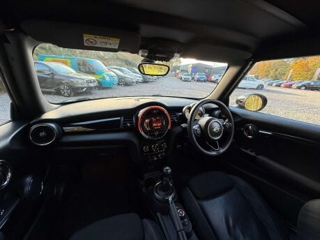 Mini Convertible 1.5 Cooper 2dr 42