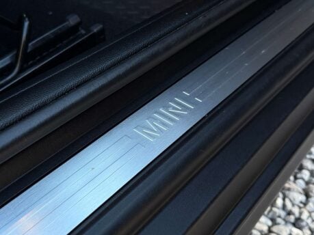 Mini Convertible 1.5 Cooper 2dr 35