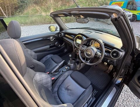 Mini Convertible 1.5 Cooper 2dr 22