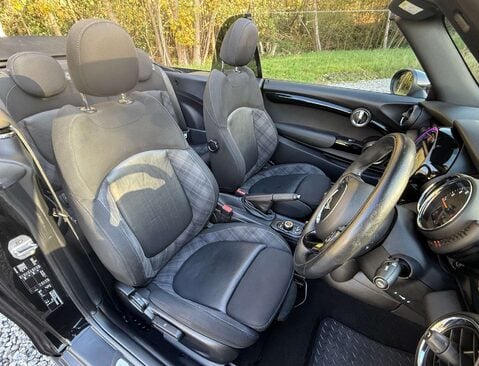 Mini Convertible 1.5 Cooper 2dr 24