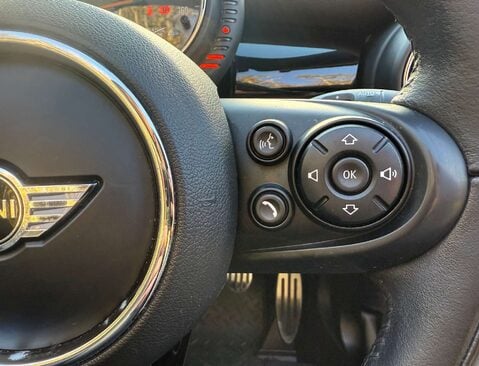 Mini Convertible 1.5 Cooper 2dr 32