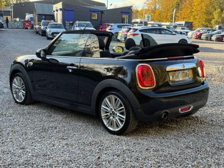 Mini Convertible 1.5 Cooper 2dr 13