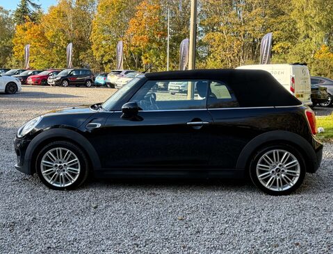 Mini Convertible 1.5 Cooper 2dr 6