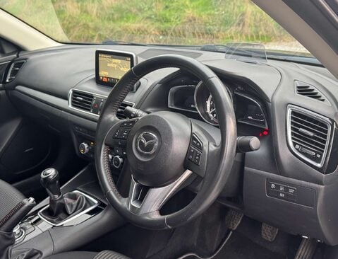 Mazda 3 2.0 3 Sport Nav 4dr 8