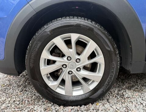 Hyundai TUCSON 1.6 Tucson SE Nav GDi 2WD 5dr 9