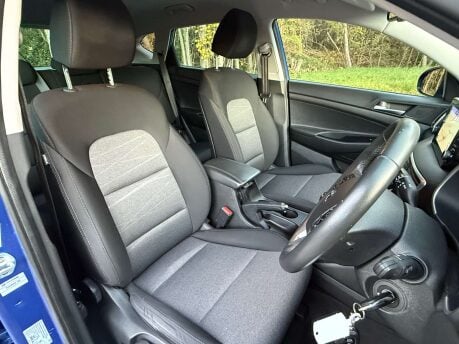 Hyundai TUCSON 1.6 Tucson SE Nav GDi 2WD 5dr 29