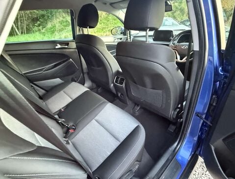 Hyundai TUCSON 1.6 Tucson SE Nav GDi 2WD 5dr 21