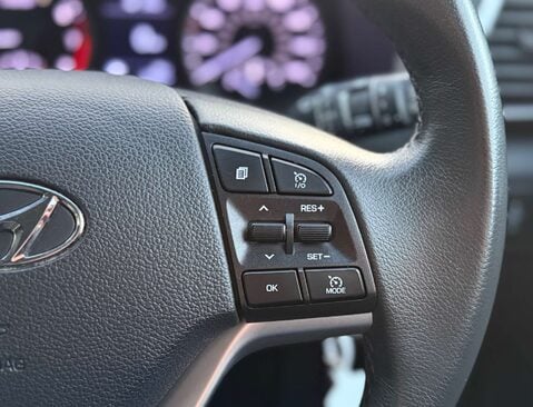 Hyundai TUCSON 1.6 Tucson SE Nav GDi 2WD 5dr 47