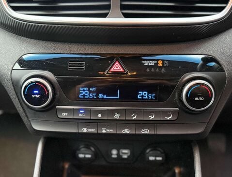 Hyundai TUCSON 1.6 Tucson SE Nav GDi 2WD 5dr 40