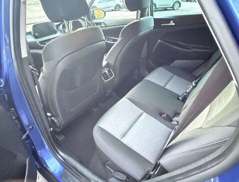 Hyundai TUCSON 1.6 Tucson SE Nav GDi 2WD 5dr 18