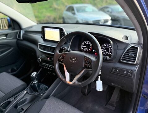 Hyundai TUCSON 1.6 Tucson SE Nav GDi 2WD 5dr 32