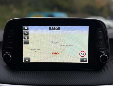 Hyundai TUCSON 1.6 Tucson SE Nav GDi 2WD 5dr 35