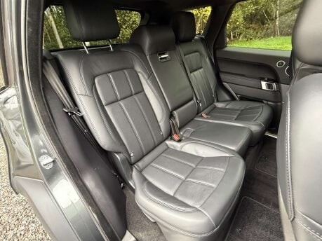 Land Rover Range Rover Sport 3.0 Range Rover Sport HSE Silver D MHEV Auto 4WD 5dr 20