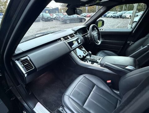 Land Rover Range Rover Sport 3.0 Range Rover Sport HSE Silver D MHEV Auto 4WD 5dr 34