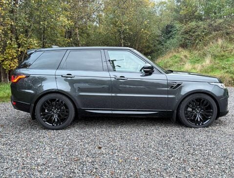 Land Rover Range Rover Sport 3.0 Range Rover Sport HSE Silver D MHEV Auto 4WD 5dr 2