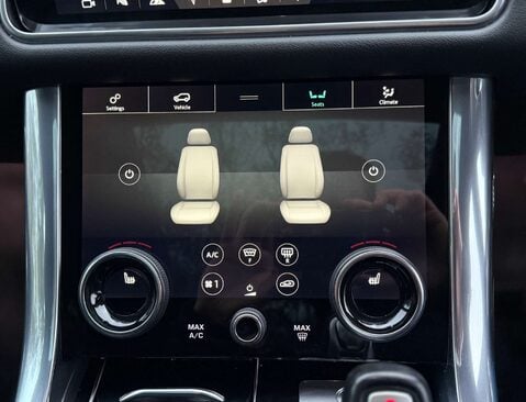 Land Rover Range Rover Sport 3.0 Range Rover Sport HSE Silver D MHEV Auto 4WD 5dr 55