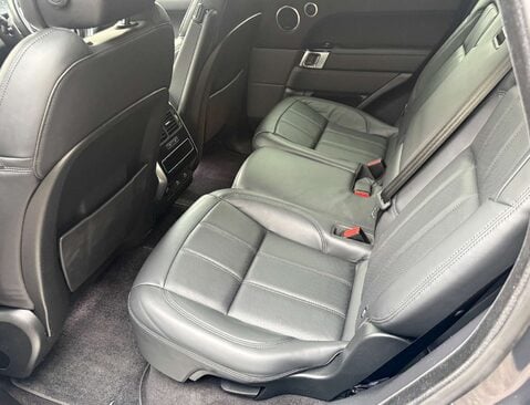 Land Rover Range Rover Sport 3.0 Range Rover Sport HSE Silver D MHEV Auto 4WD 5dr 21