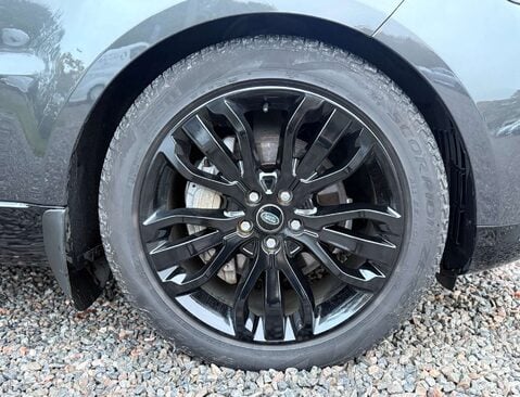 Land Rover Range Rover Sport 3.0 Range Rover Sport HSE Silver D MHEV Auto 4WD 5dr 9