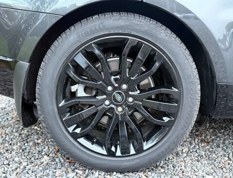 Land Rover Range Rover Sport 3.0 Range Rover Sport HSE Silver D MHEV Auto 4WD 5dr 10