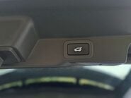 Land Rover Range Rover Sport 3.0 Range Rover Sport HSE Silver D MHEV Auto 4WD 5dr 17