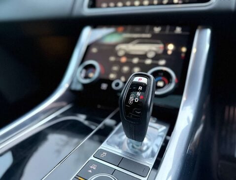 Land Rover Range Rover Sport 3.0 Range Rover Sport HSE Silver D MHEV Auto 4WD 5dr 49