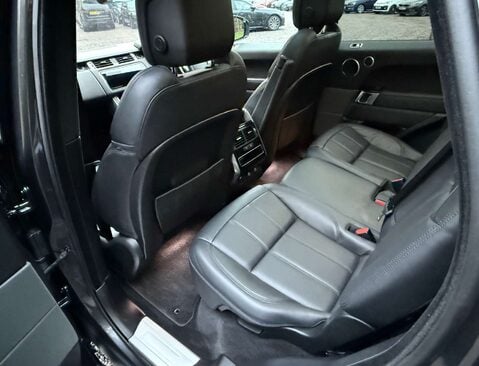 Land Rover Range Rover Sport 3.0 Range Rover Sport HSE Silver D MHEV Auto 4WD 5dr 26