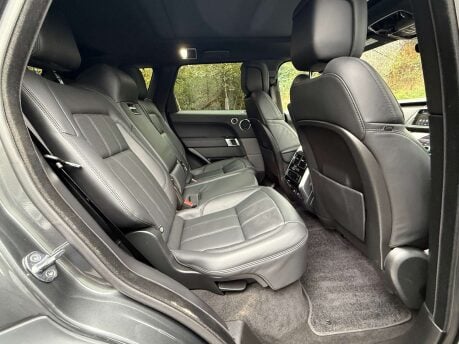 Land Rover Range Rover Sport 3.0 Range Rover Sport HSE Silver D MHEV Auto 4WD 5dr 19