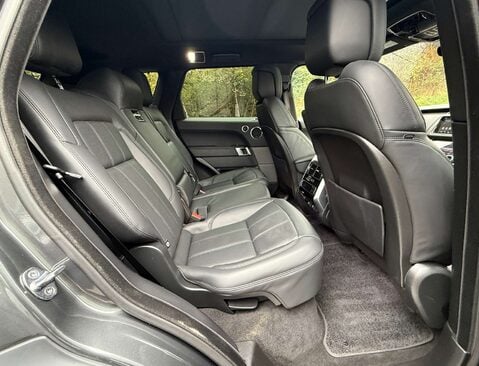 Land Rover Range Rover Sport 3.0 Range Rover Sport HSE Silver D MHEV Auto 4WD 5dr 19