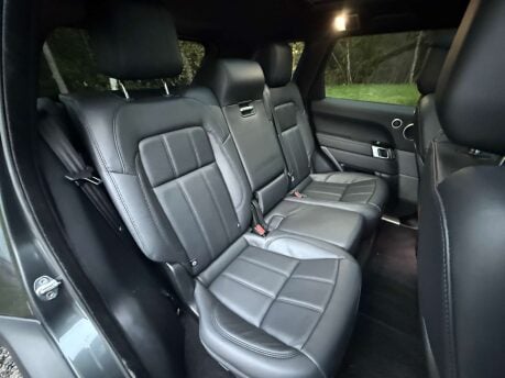 Land Rover Range Rover Sport 3.0 Range Rover Sport HSE Silver D MHEV Auto 4WD 5dr 30