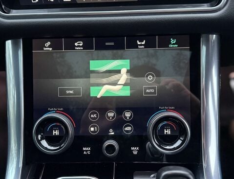 Land Rover Range Rover Sport 3.0 Range Rover Sport HSE Silver D MHEV Auto 4WD 5dr 56