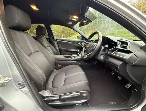 Honda Civic 1.0 Civic SR VTec 5dr 31
