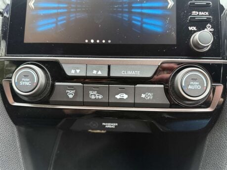 Honda Civic 1.0 Civic SR VTec 5dr 43