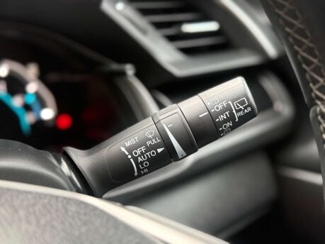 Honda Civic 1.0 Civic SR VTec 5dr 48