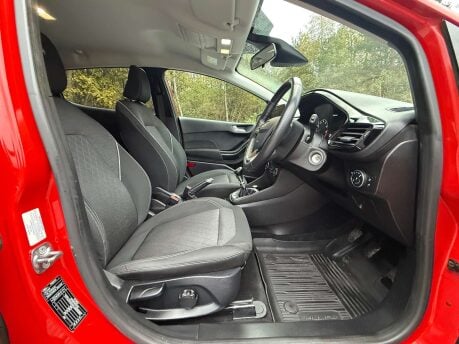 Ford Fiesta 1.0 Fiesta Active 1 T 5dr 31