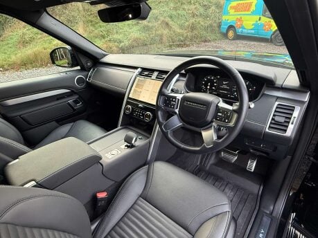 Land Rover Discovery 3.0 Discovery Dynamic HSE D MHEV A 4WD 5dr 25
