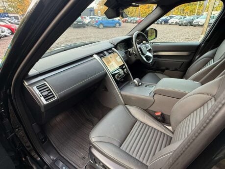 Land Rover Discovery 3.0 Discovery Dynamic HSE D MHEV A 4WD 5dr 28