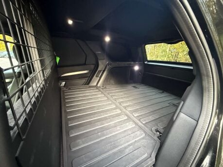 Land Rover Discovery 3.0 Discovery Dynamic HSE D MHEV A 4WD 5dr 15