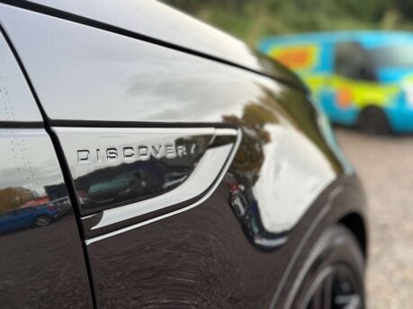 Land Rover Discovery 3.0 Discovery Dynamic HSE D MHEV A 4WD 5dr 19