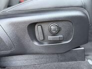 Land Rover Discovery 3.0 Discovery Dynamic HSE D MHEV A 4WD 5dr 23