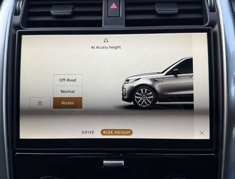 Land Rover Discovery 3.0 Discovery Dynamic HSE D MHEV A 4WD 5dr 36