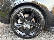 Land Rover Discovery 3.0 Discovery Dynamic HSE D MHEV A 4WD 5dr 17