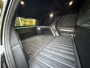 Land Rover Discovery 3.0 Discovery Dynamic HSE D MHEV A 4WD 5dr 14