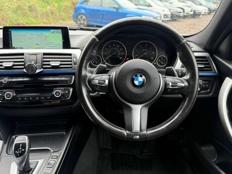 BMW 3 Series 3.0 330d xDrive M Sport Auto 4WD 4dr 25