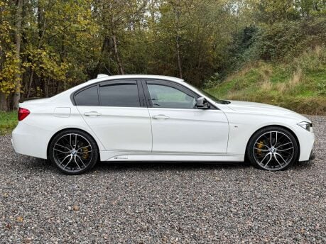 BMW 3 Series 3.0 330d xDrive M Sport Auto 4WD 4dr 2