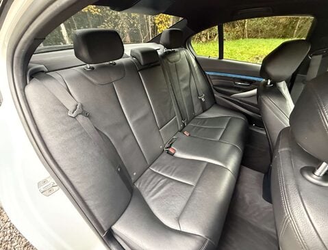 BMW 3 Series 3.0 330d xDrive M Sport Auto 4WD 4dr 20