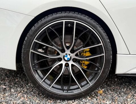 BMW 3 Series 3.0 330d xDrive M Sport Auto 4WD 4dr 10