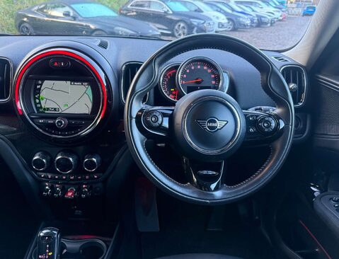 Mini Countryman 1.5 Countryman Cooper Exclusive Auto 5dr 28