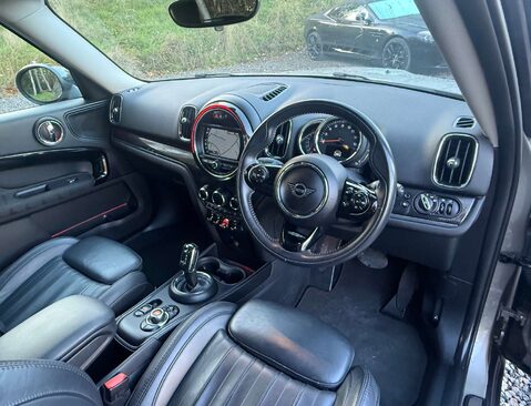 Mini Countryman 1.5 Countryman Cooper Exclusive Auto 5dr 25