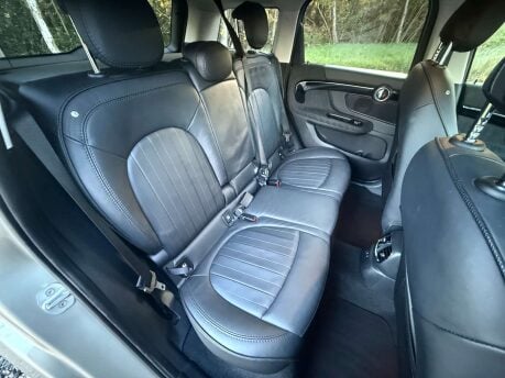 Mini Countryman 1.5 Countryman Cooper Exclusive Auto 5dr 18