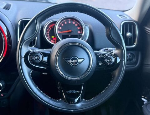 Mini Countryman 1.5 Countryman Cooper Exclusive Auto 5dr 29
